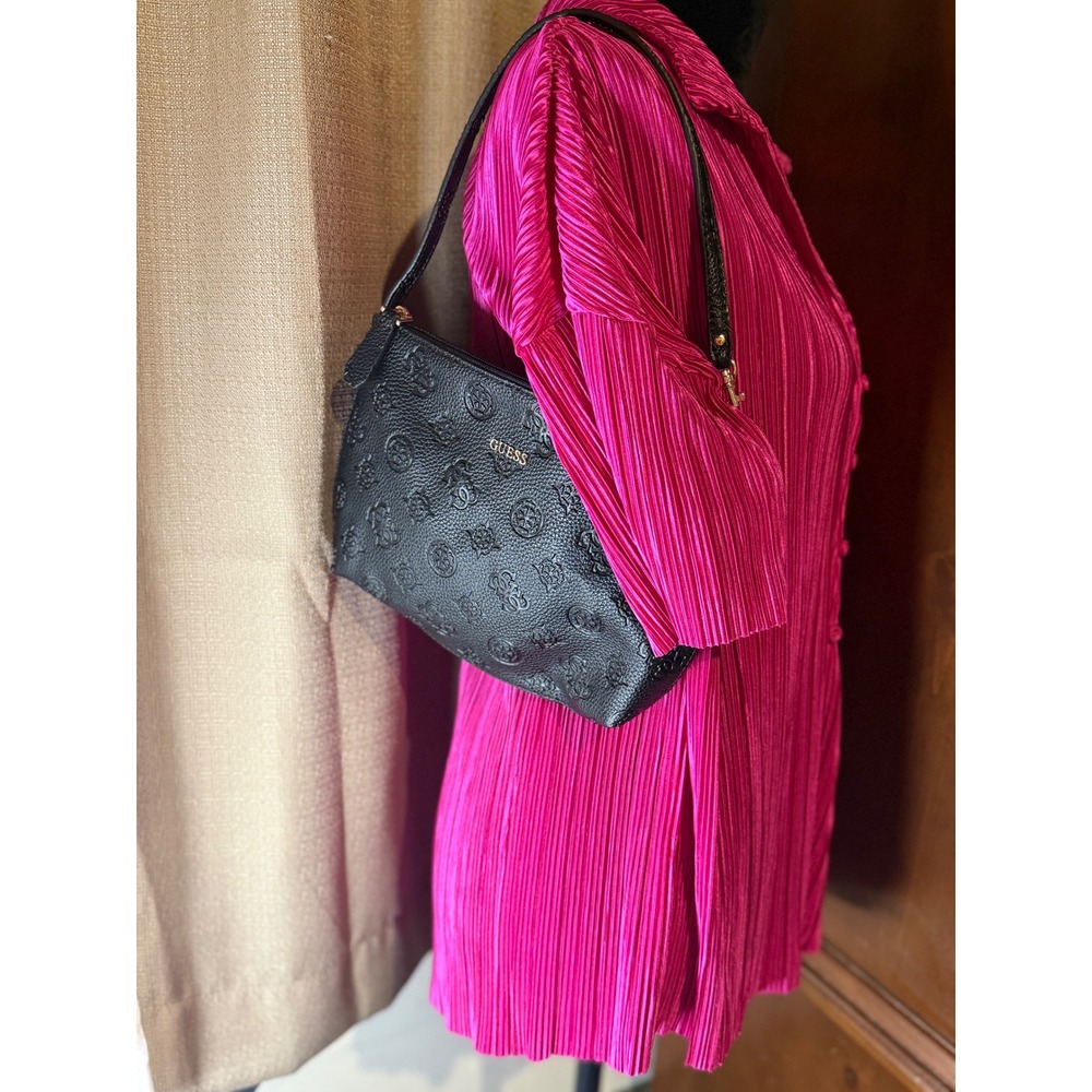 Guess Shoulder Bag Women Small Black NWOT Embossed Logo Zip